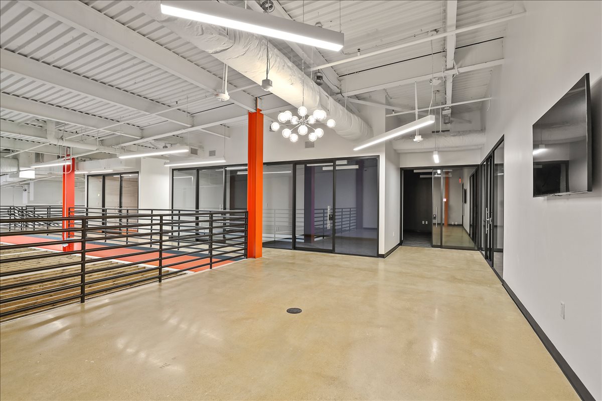 7701 Lemmon Avenue, Suite 260 Office Space - Dallas