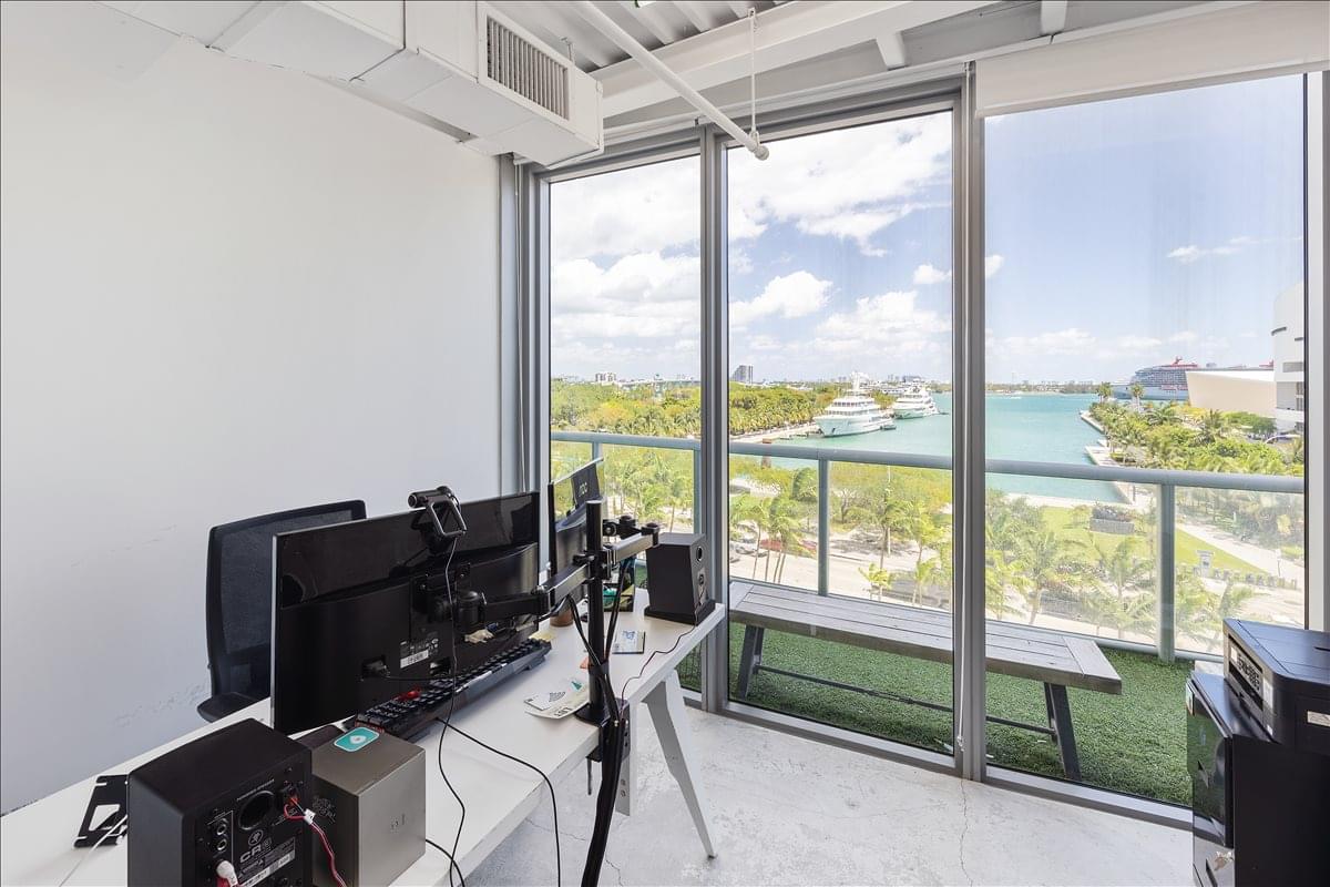 888 Biscayne Blvd. Suite 505 Office Space - Miami