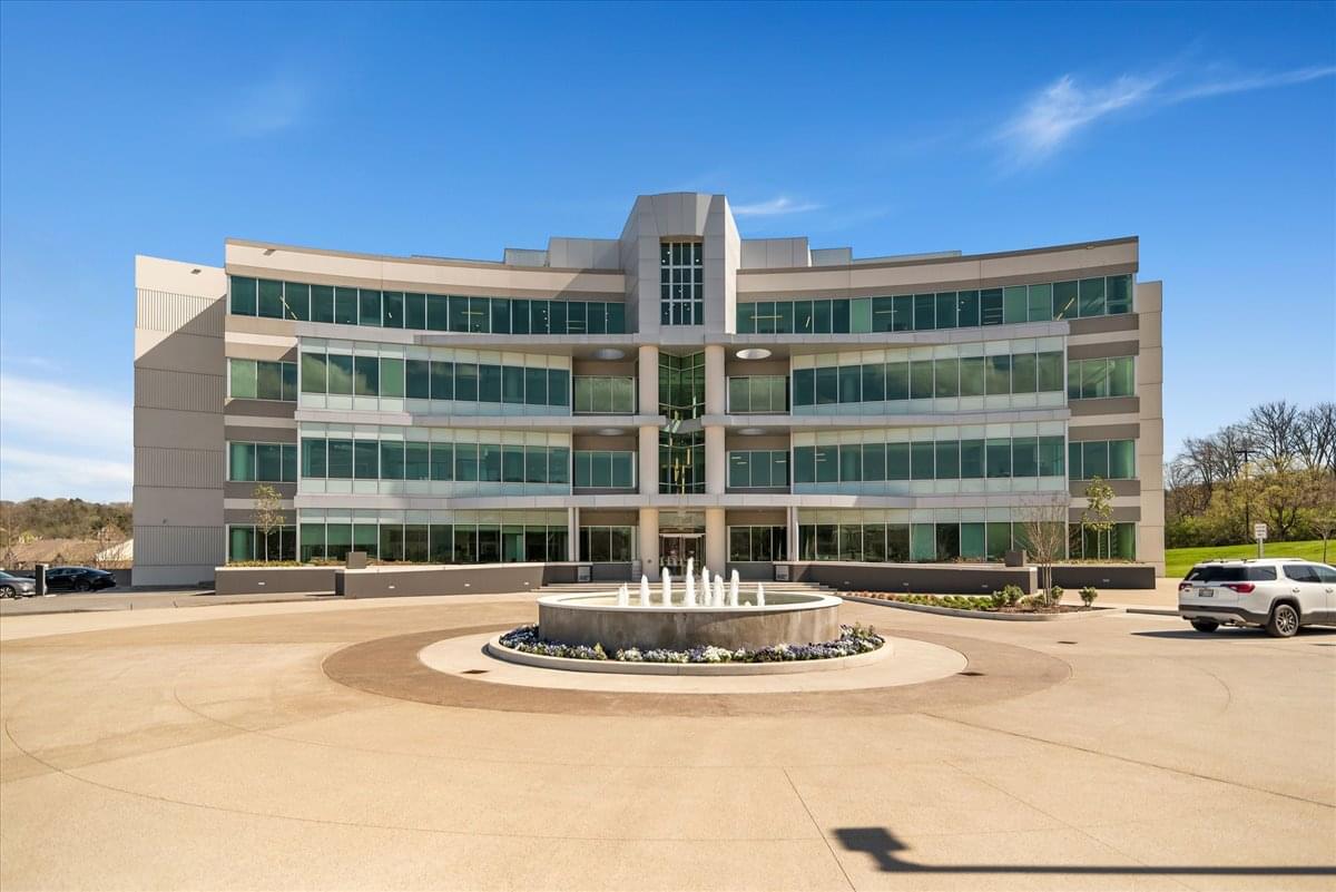 Photo of Office Space on 10 Burton Hills Blvd. Floor 4 Nashville