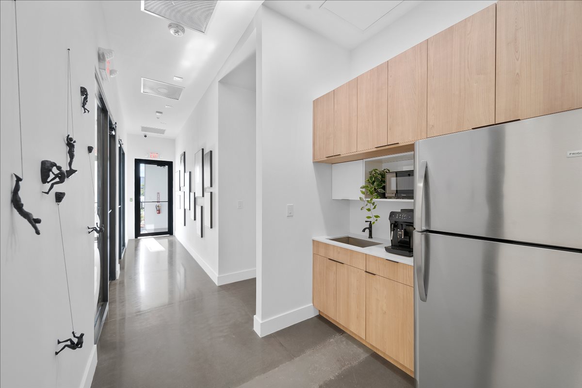 7726 Winegard Rd, 2nd Floor Office Space - Orlando