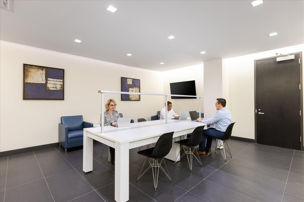 14 Penn Plaza, 225 West 34th Street Office Space - NYC