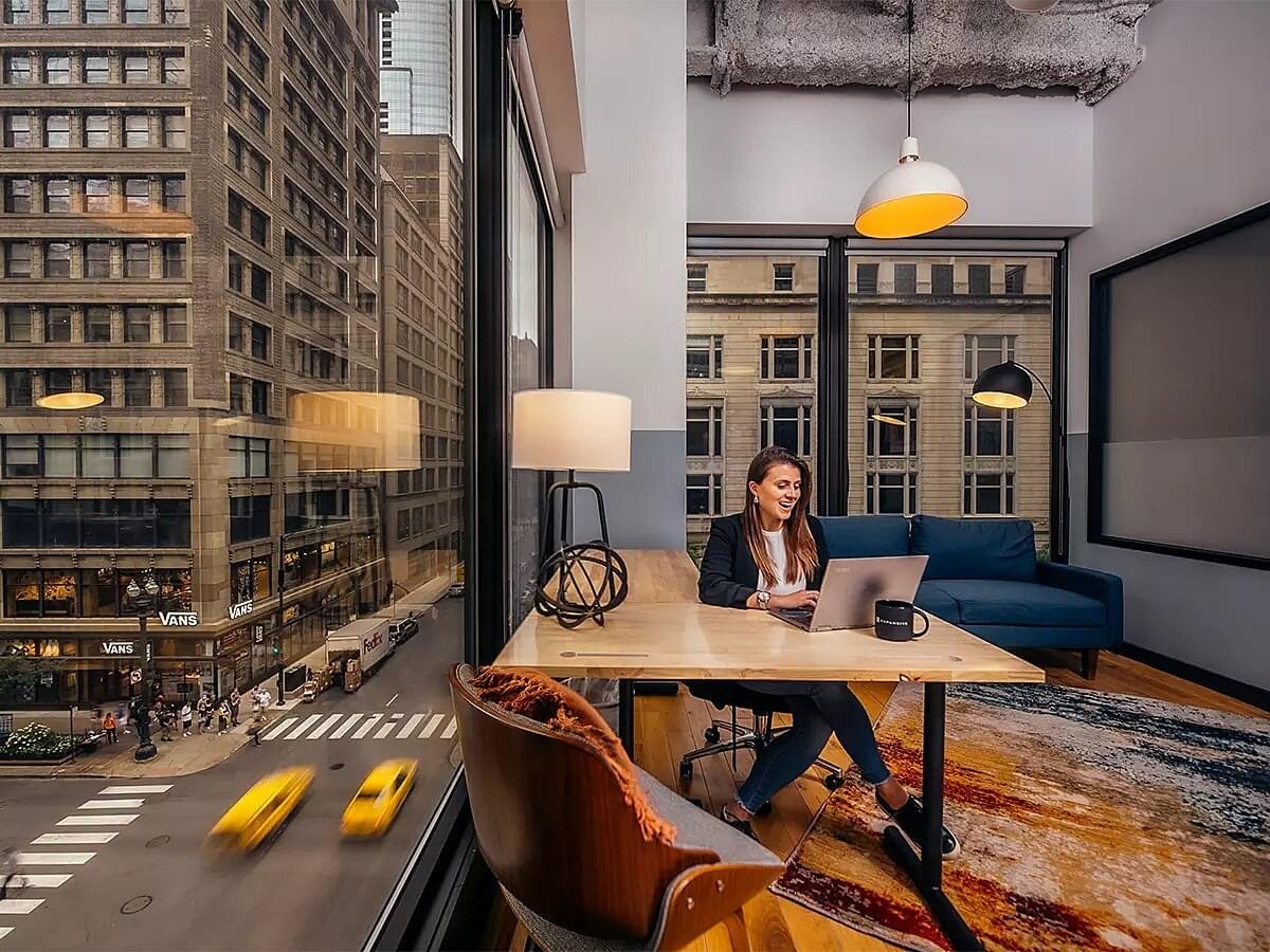 Photo of Office Space on 100 S State Street Chicago Loop