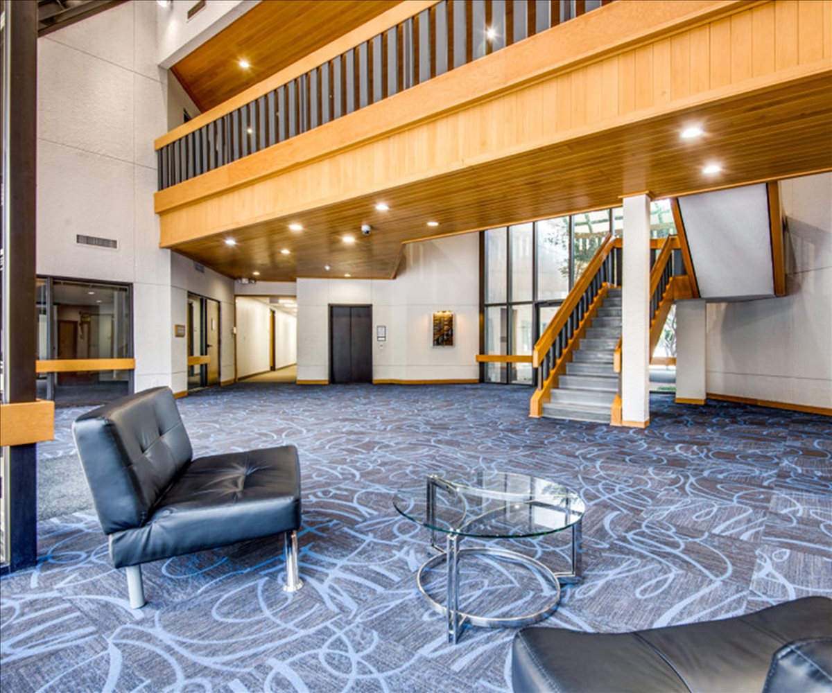 5005 W Royal Ln Office Space - Irving