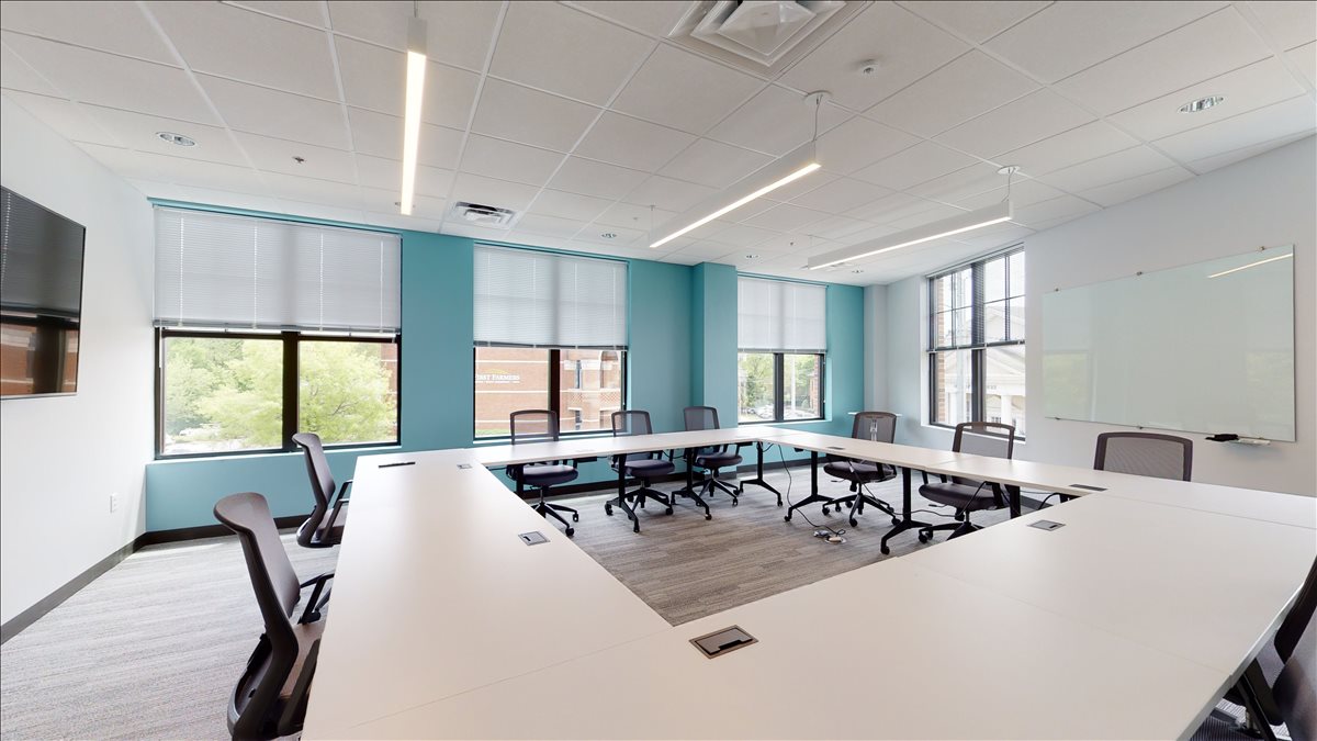 99 East Main Street, Suite 200 Office Images