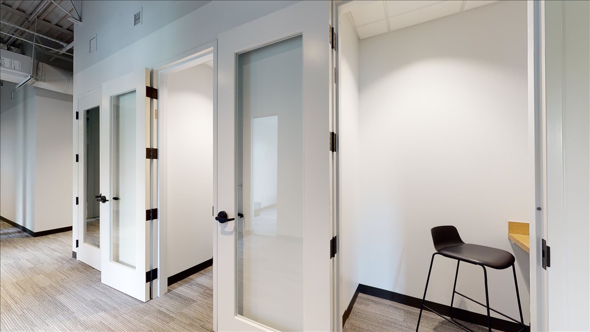 99 East Main Street, Suite 200 Office Images