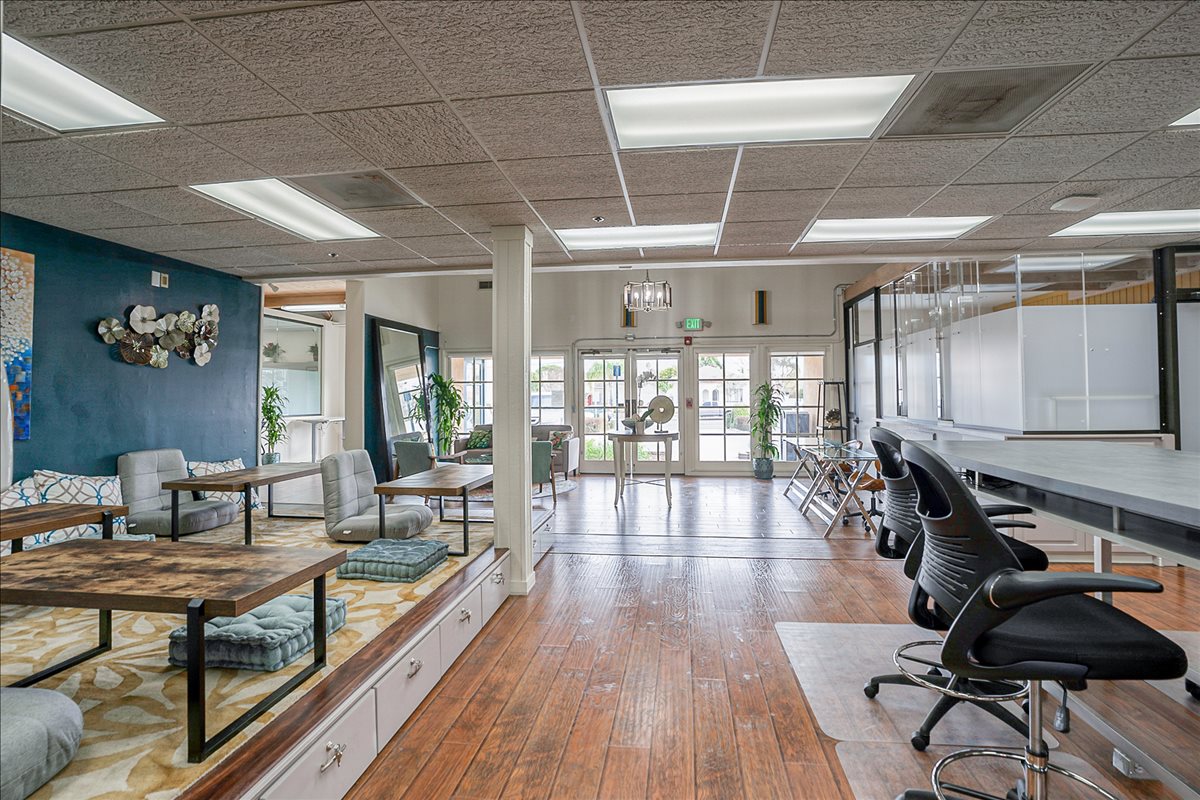 Photo of Office Space on 25433 Narbonne Avenue Torrance