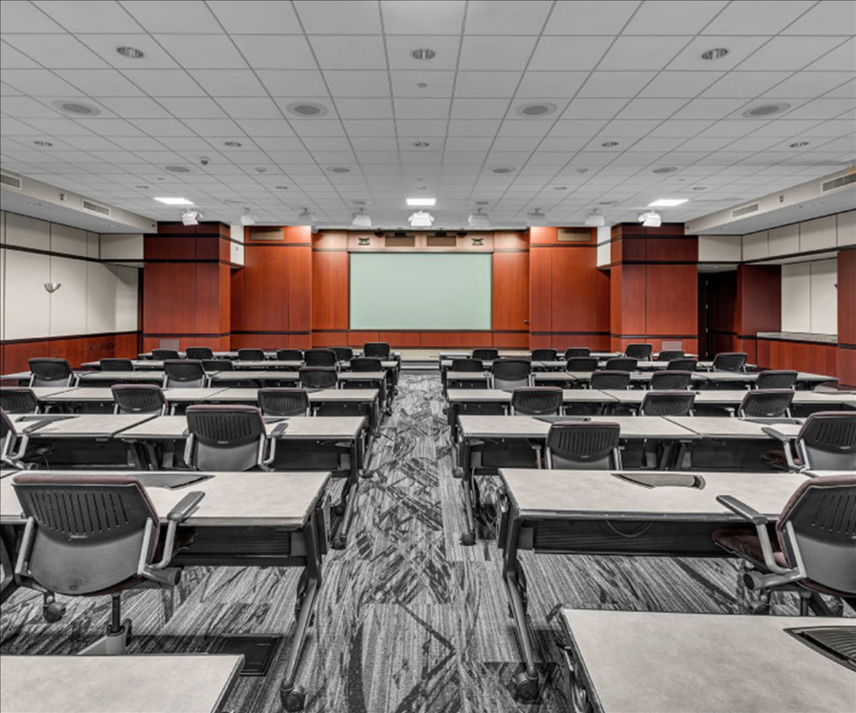 1840 Pyramid Place Office Space - Memphis