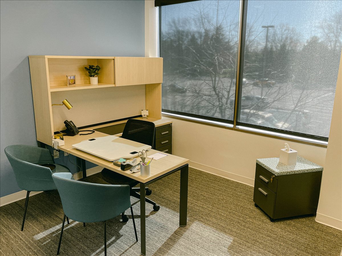 310 East 96th Street, Suite 200 Office Images