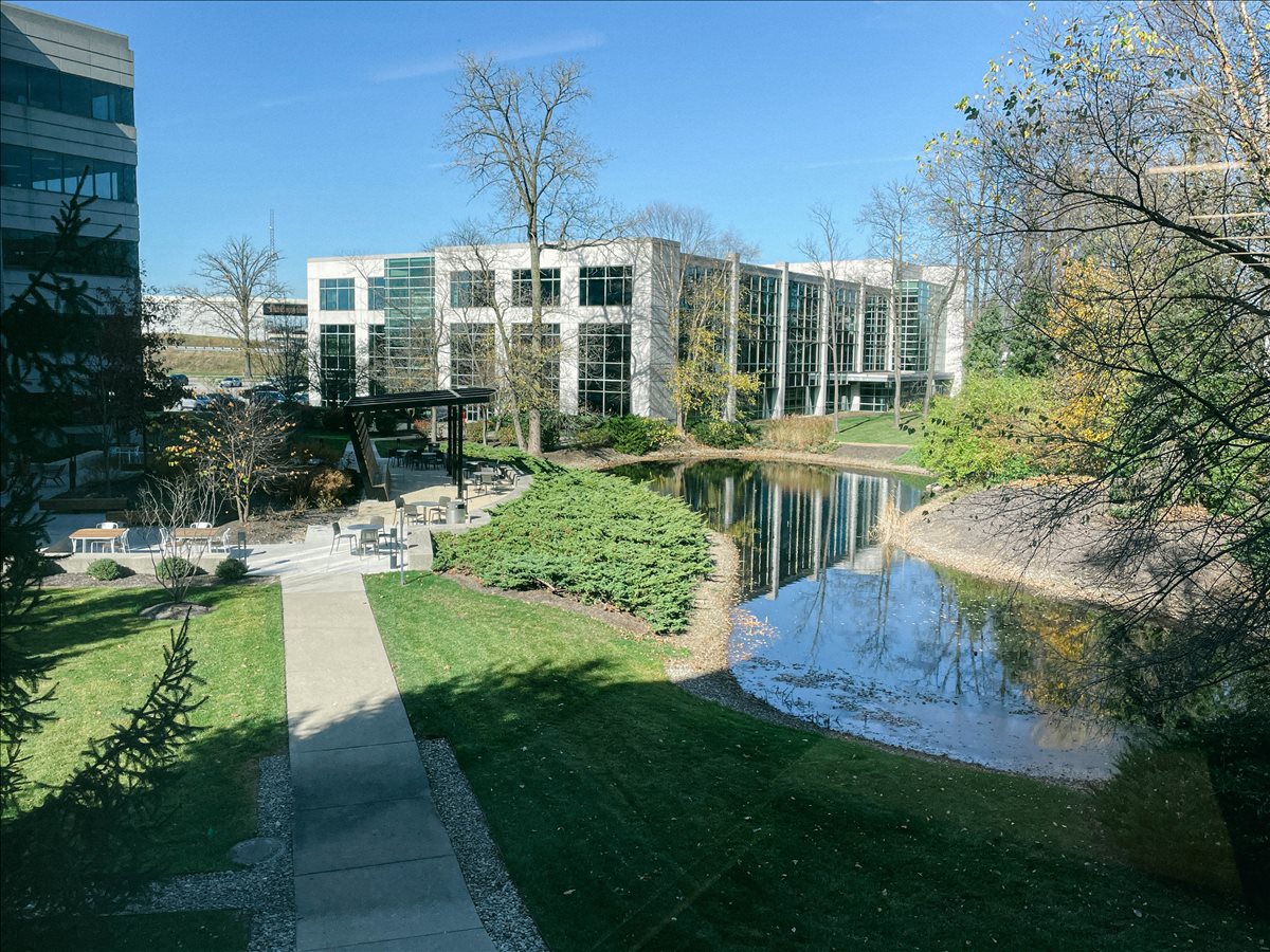 310 East 96th Street, Suite 200 Office Images