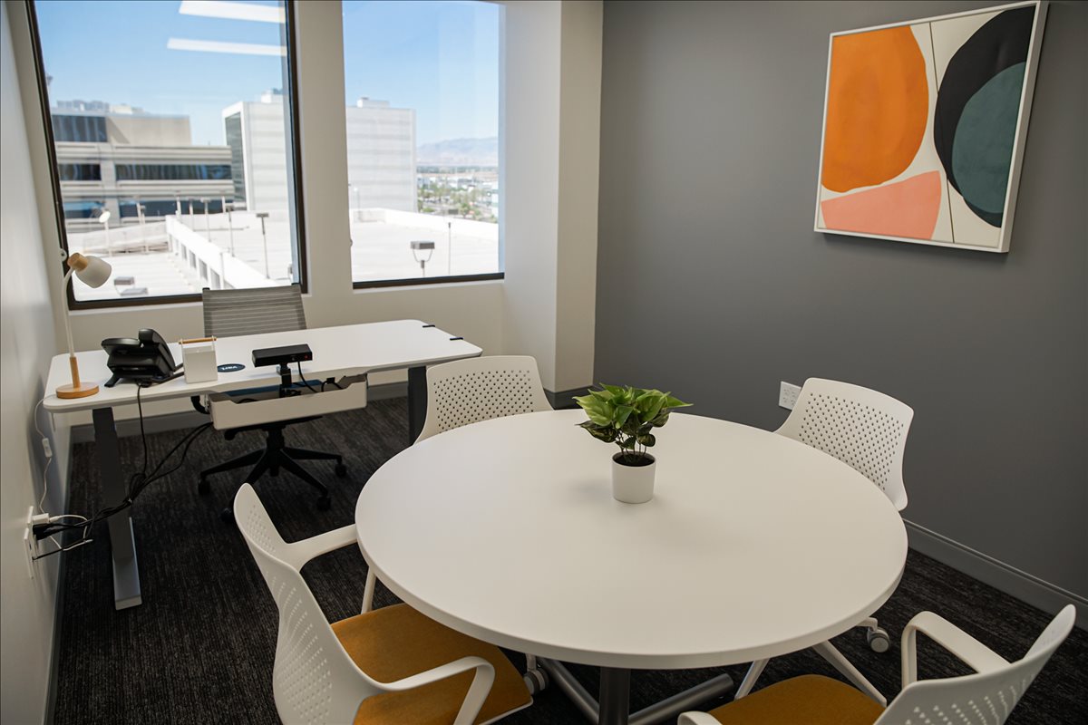 300 South 4th Street, 6th Floor Office Space - Las Vegas