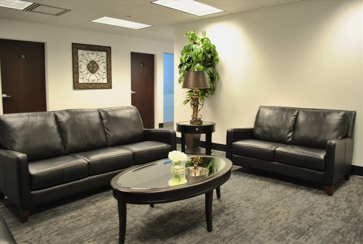 1001 Lakeside Avenue Office Images