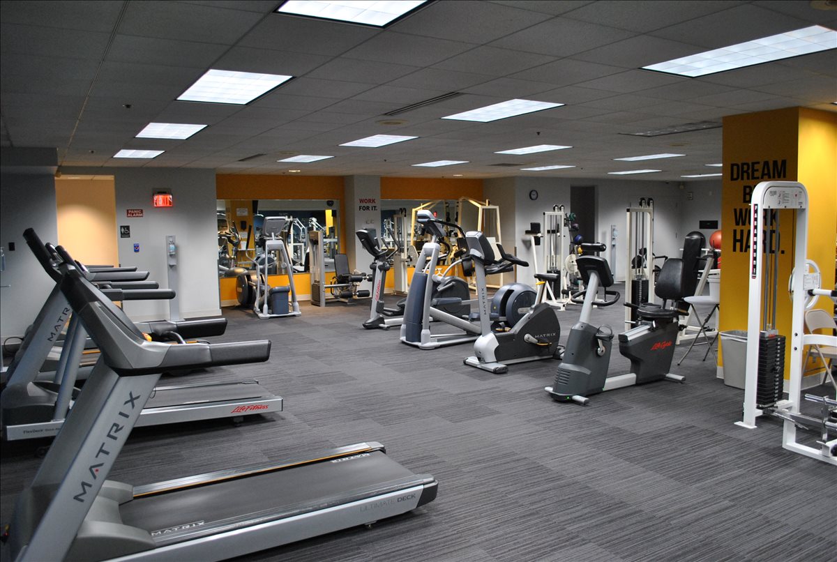 1001 Lakeside Avenue Office Images