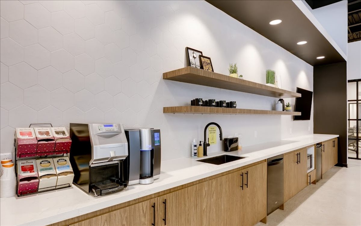 7550 IH-10 West Office Space - San Antonio