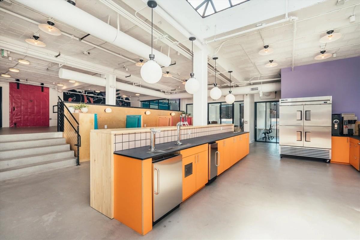 1325 Palmetto Street Office Space - Los Angeles