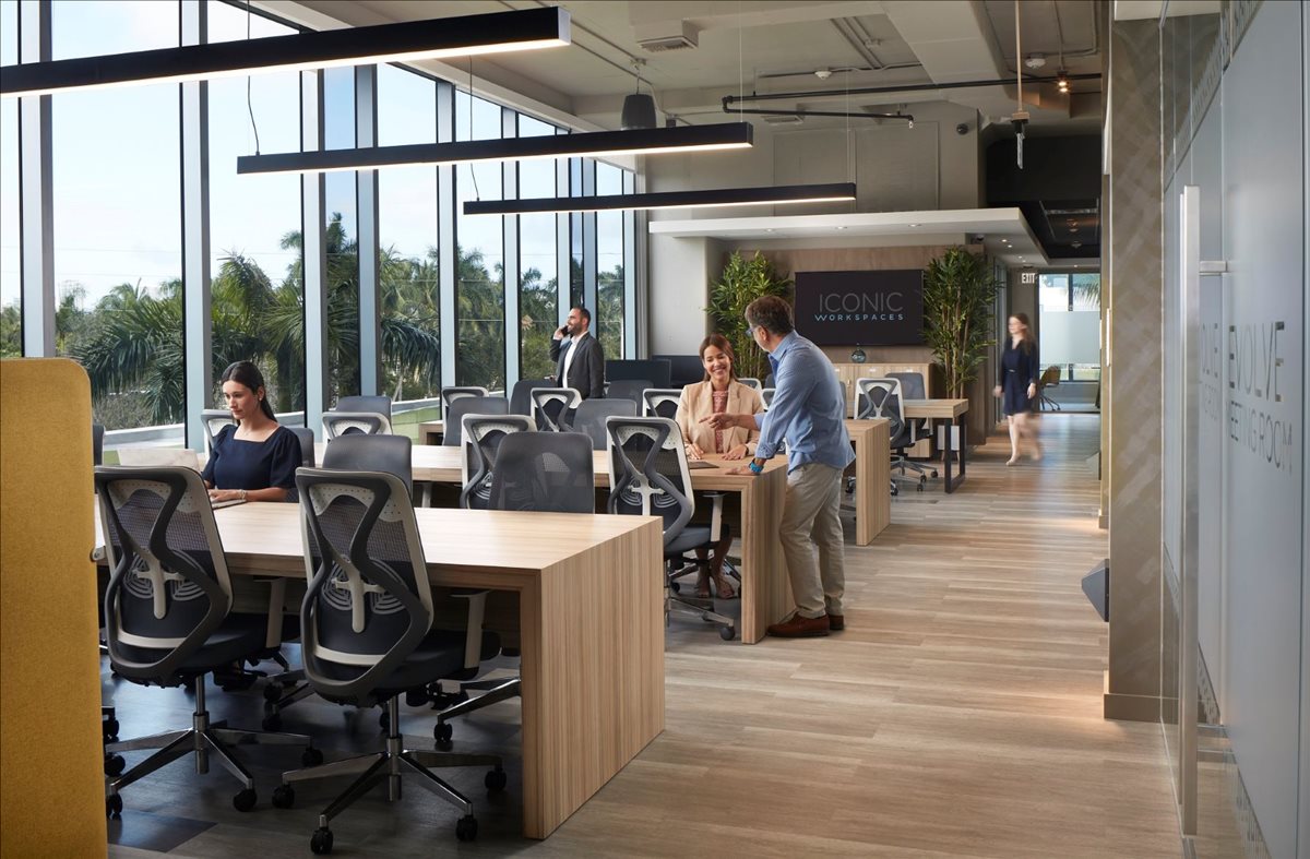 2980 North East 207 Street, 3rd Floor, Aventura Park Square Office Images