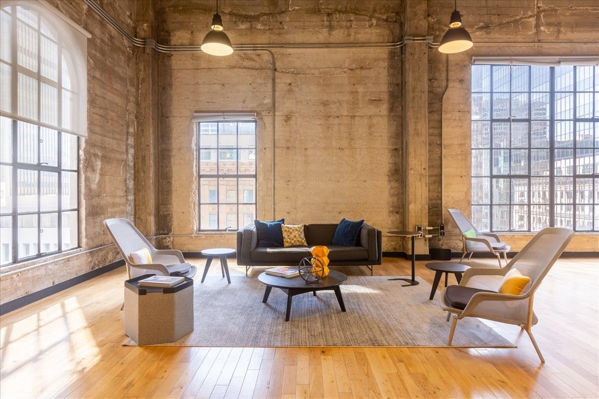 811 West 7th Street Office Space - Los Angeles