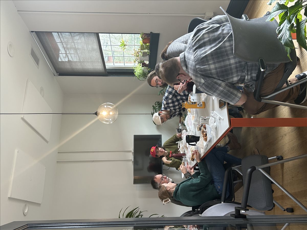 102 Hillsboro Street Office Images