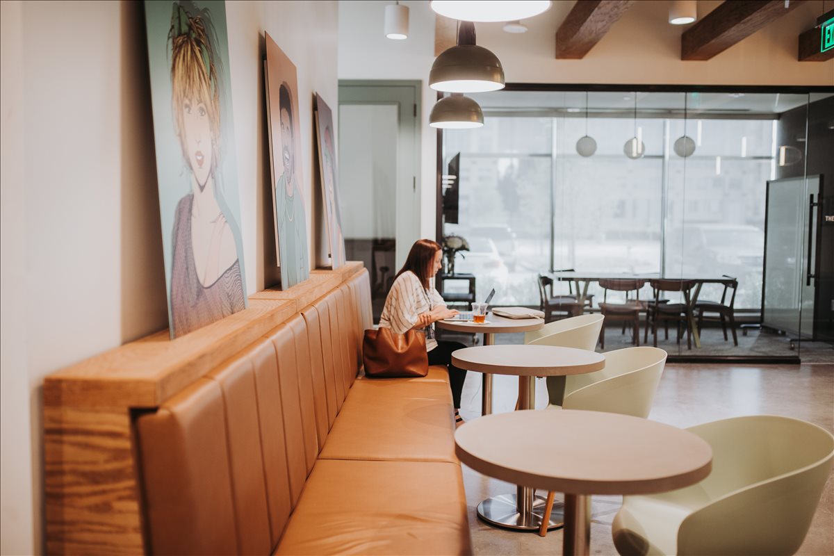 14555 Dallas Parkway Office Images