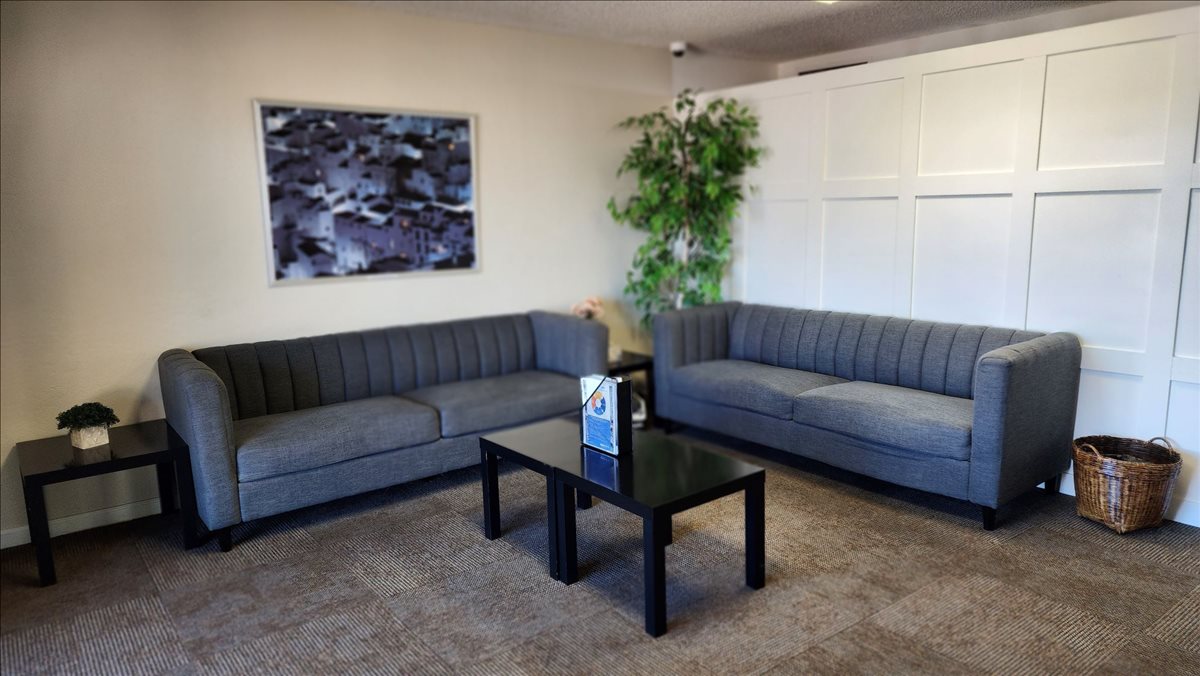 625 W Southern Avenue, #E Office Images