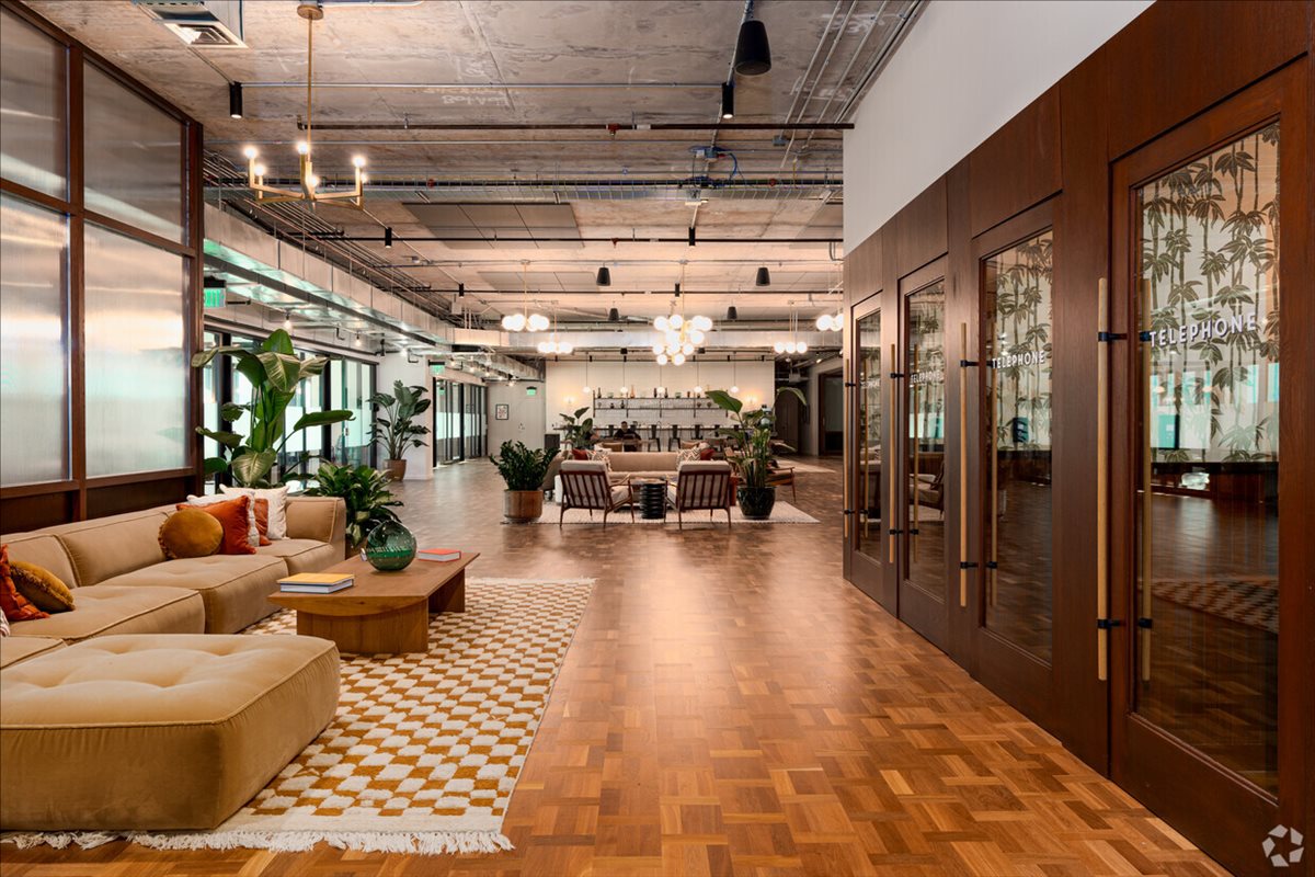 2916 North Miami Avenue Office Images