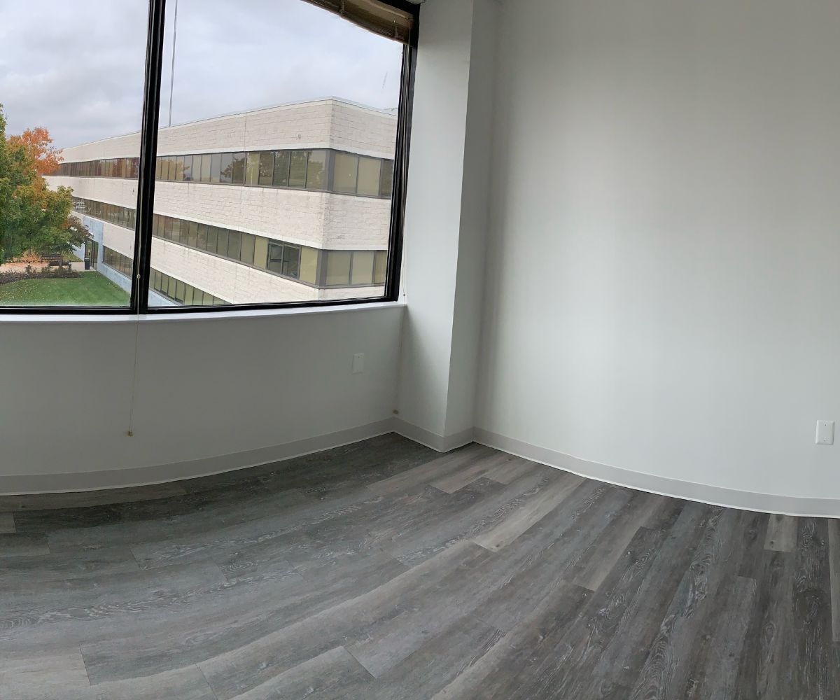 7004 Security Boulevard, Suite 300 Office Images