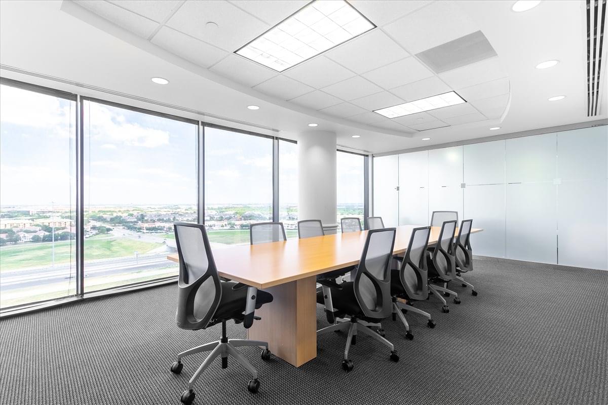 MacArthur Center II, 5605 N MacArthur Blvd, 10th & 11th Fl, Las Colinas Office Space - Irving