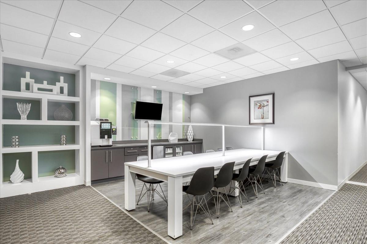 The Pinnacle, 3455 Peachtree Road NE, Buckhead Office Images