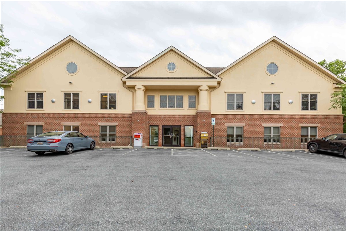 6339 Ten Oaks Road available for companies in Fulton