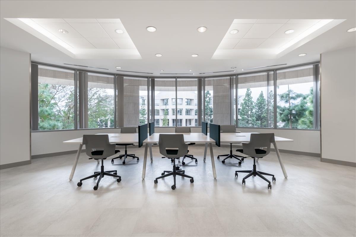 4445 Eastgate Mall, University City Office Images