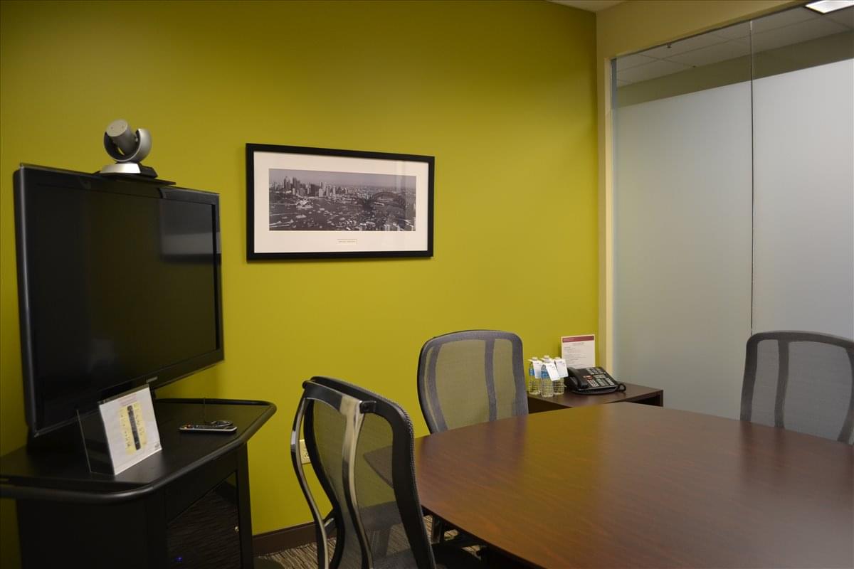 Reservoir Corporate Center, 4 Research Dr Office Images
