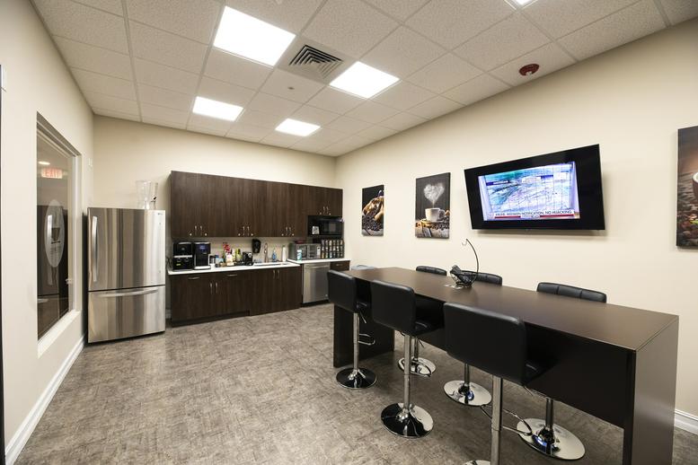 1860 Southwest Fountainview Boulevard, Westview Plaza II Office Images
