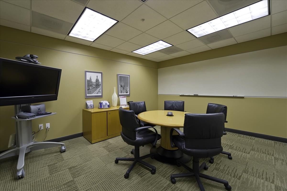 Sawgrass Centre, Sawgrass International Corporate Park, 1560 Sawgrass Corporate Pkwy Office Space - Sunrise