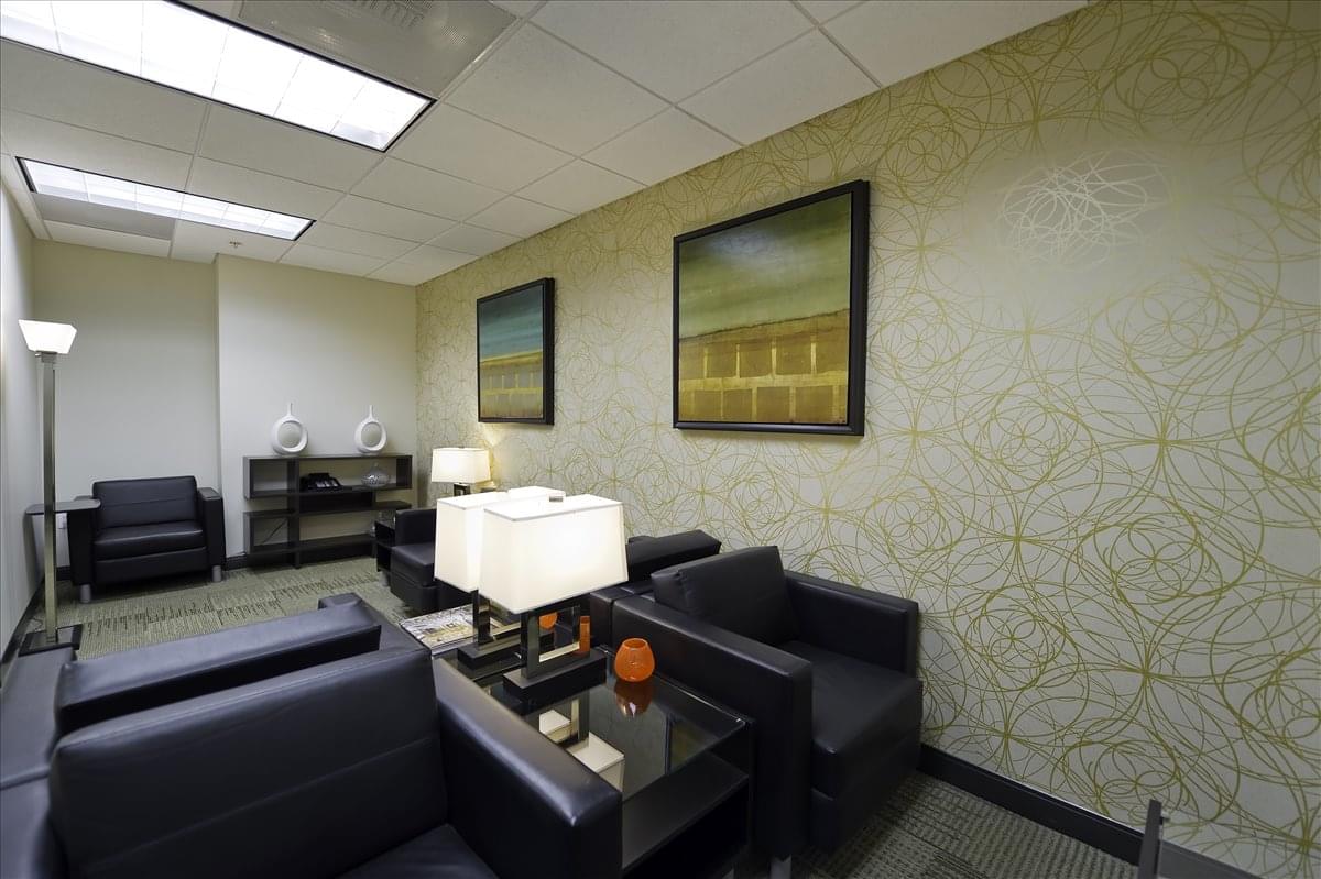 Sawgrass Centre, Sawgrass International Corporate Park, 1560 Sawgrass Corporate Pkwy Office Space - Sunrise