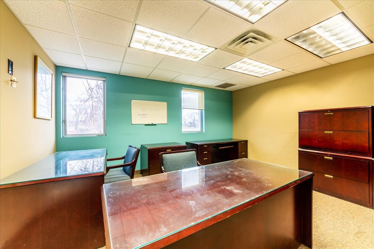 23 Maiden Lane Office Images