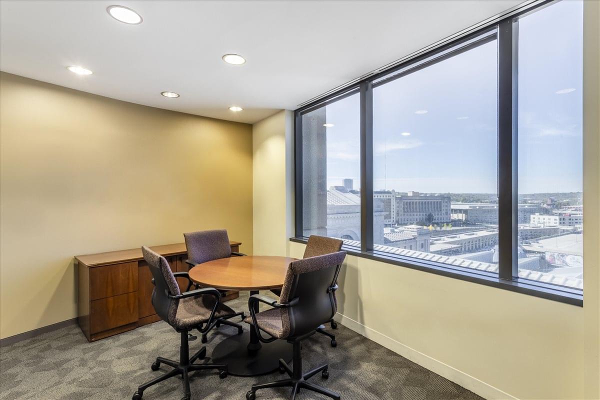 Two Pershing Square, 2300 Main St, Crown Center Office Space - Kansas City