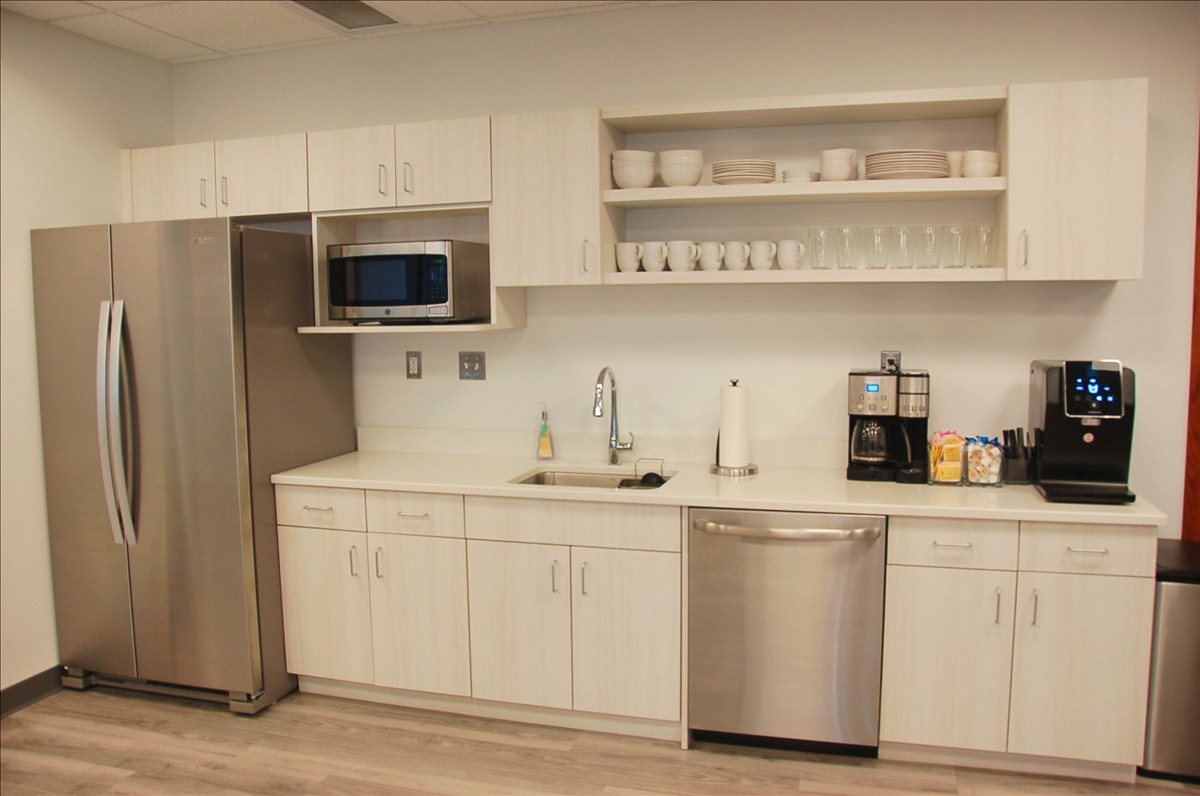 755 West Big Beaver Road, Suite 2020, Top of Troy Office Space - Troy
