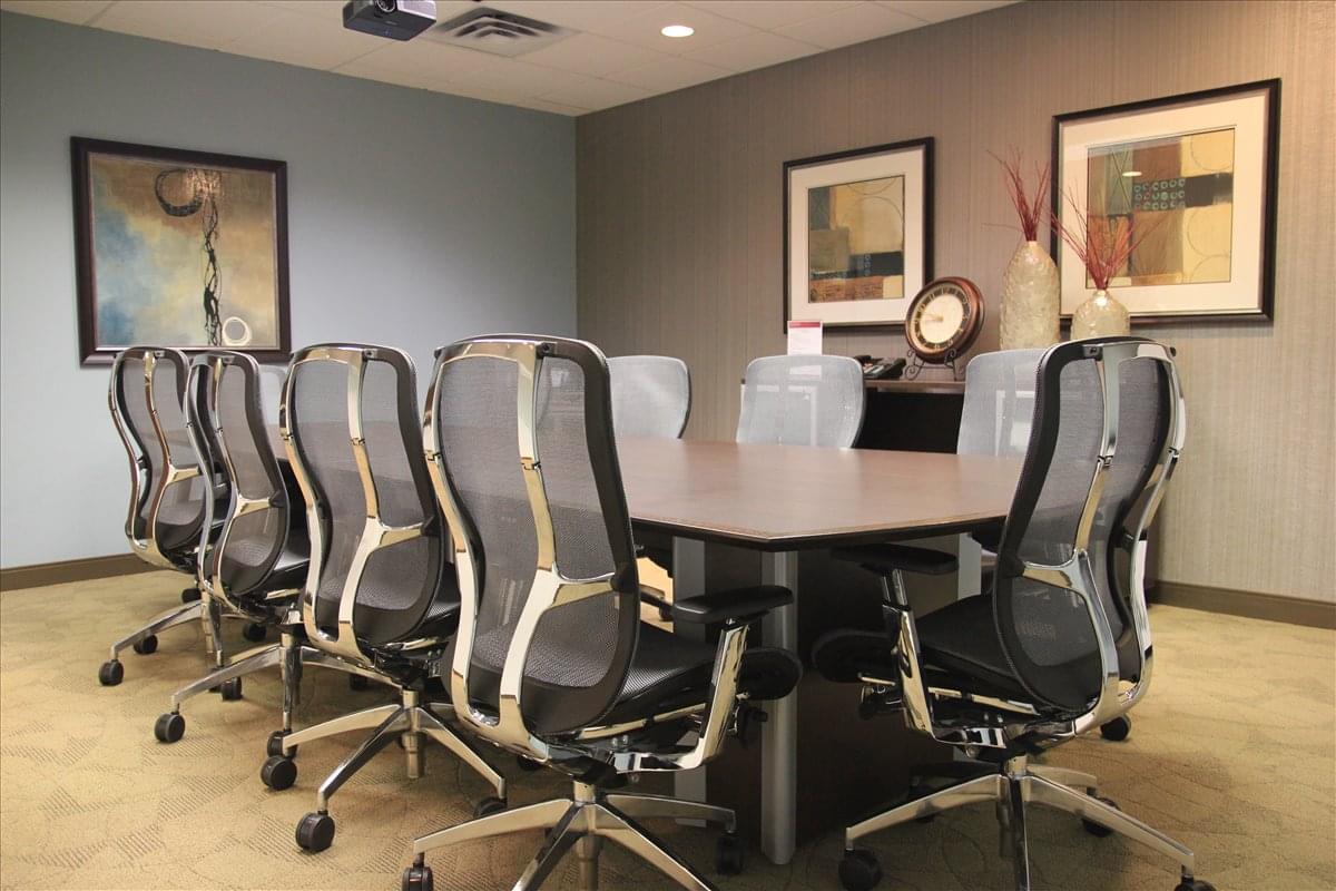 101 Eisenhower Pkwy Office Images