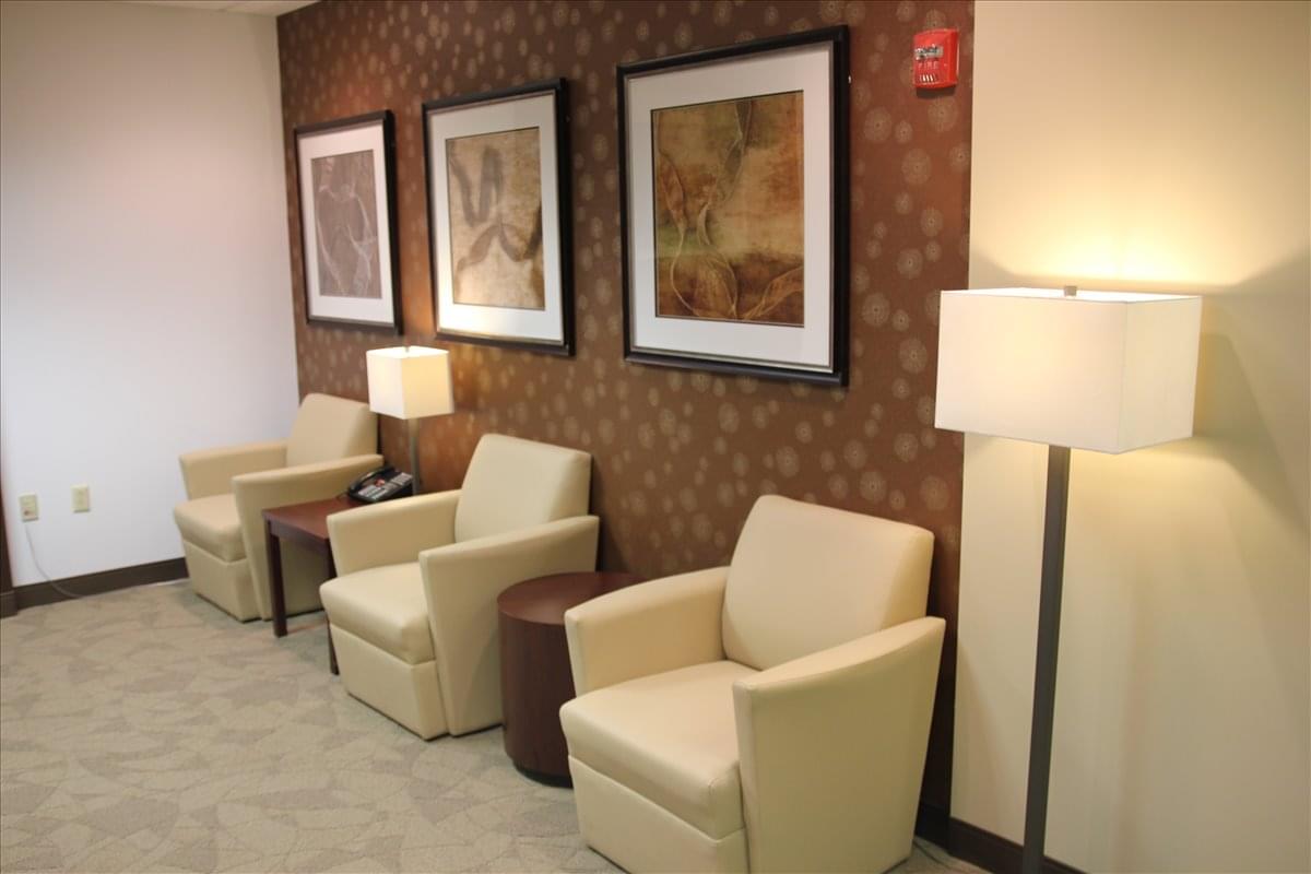 101 Eisenhower Pkwy Office Images