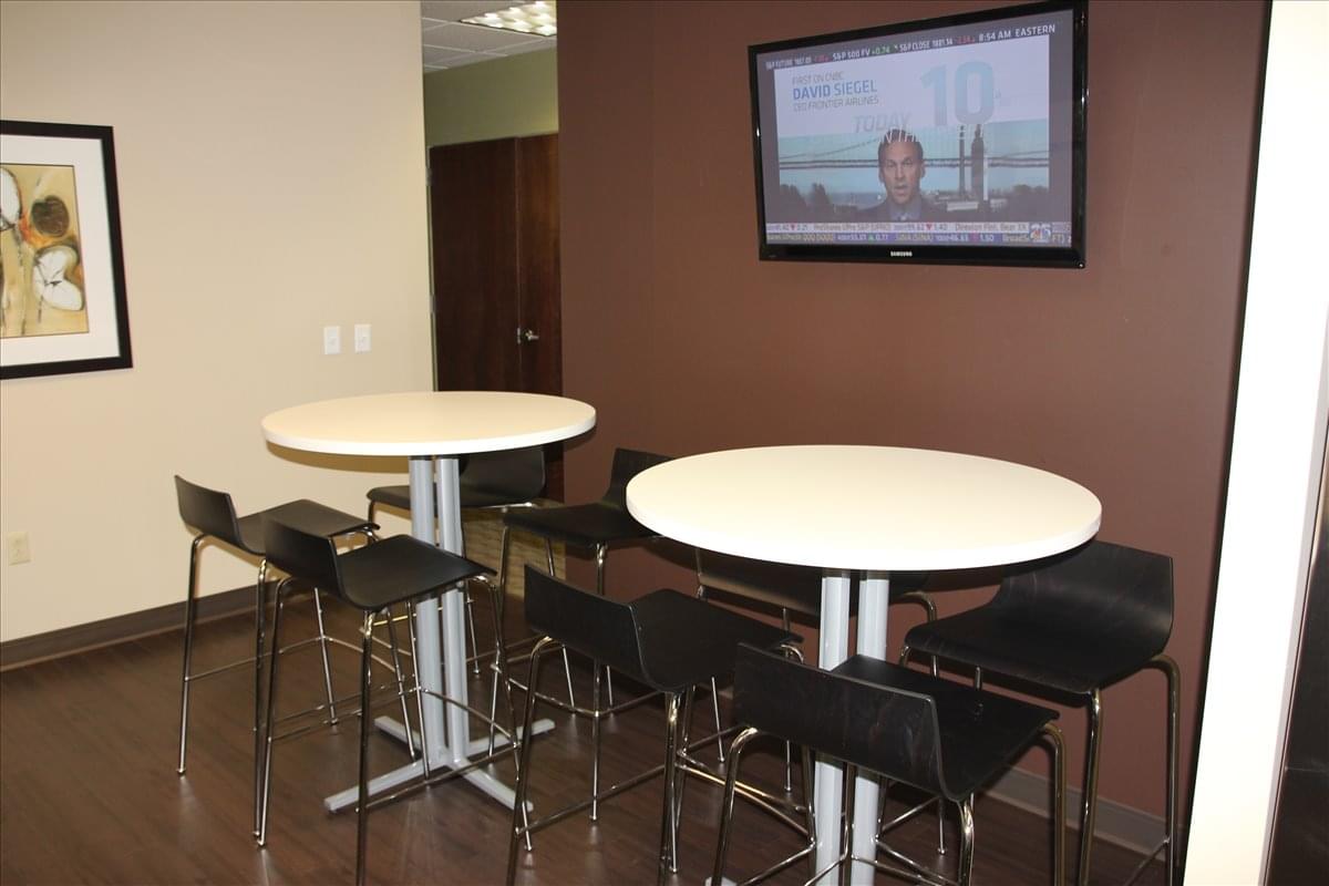 101 Eisenhower Pkwy Office Space - Roseland