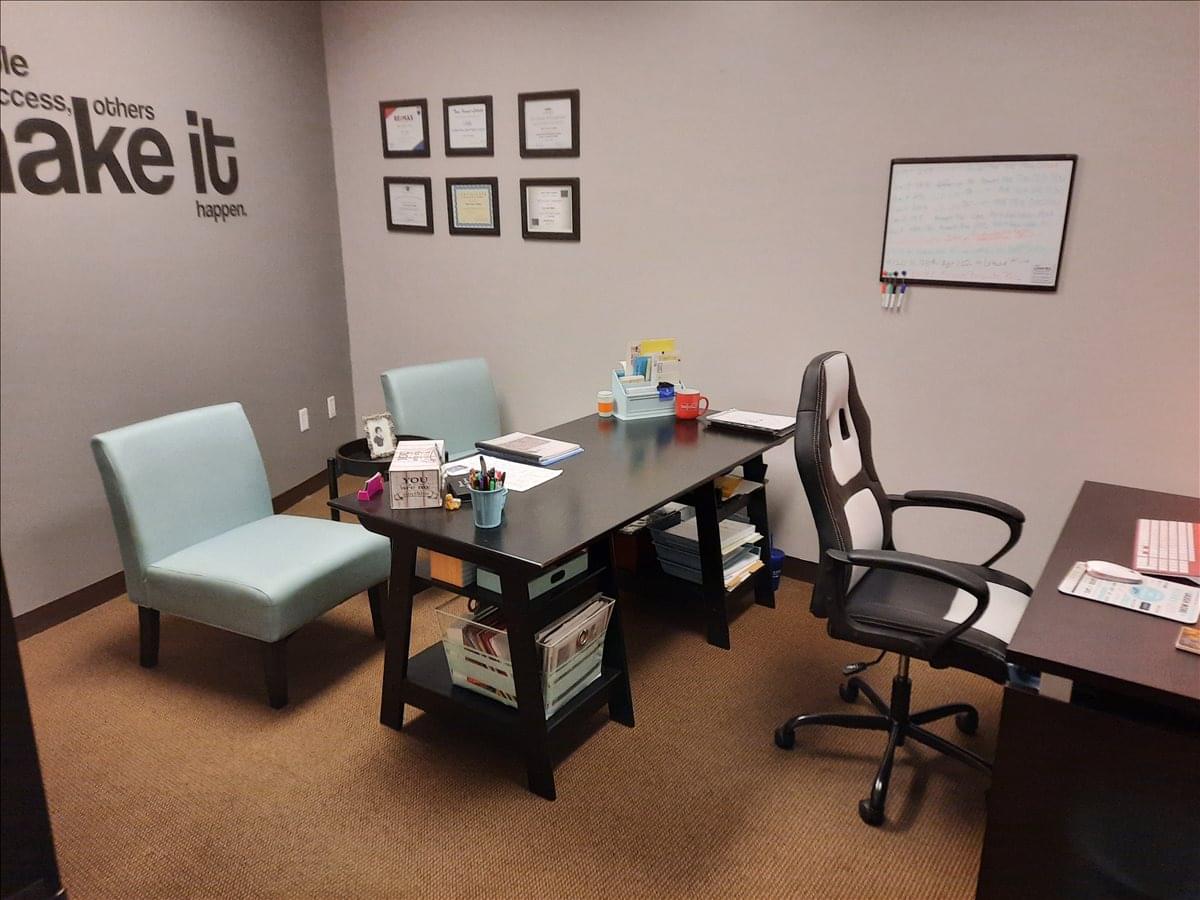 6751 North Sunset Boulevard, Suite 320 Office Space - Peoria