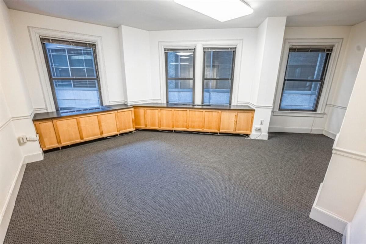 910 17th Street Northwest Office Space - Washington DC