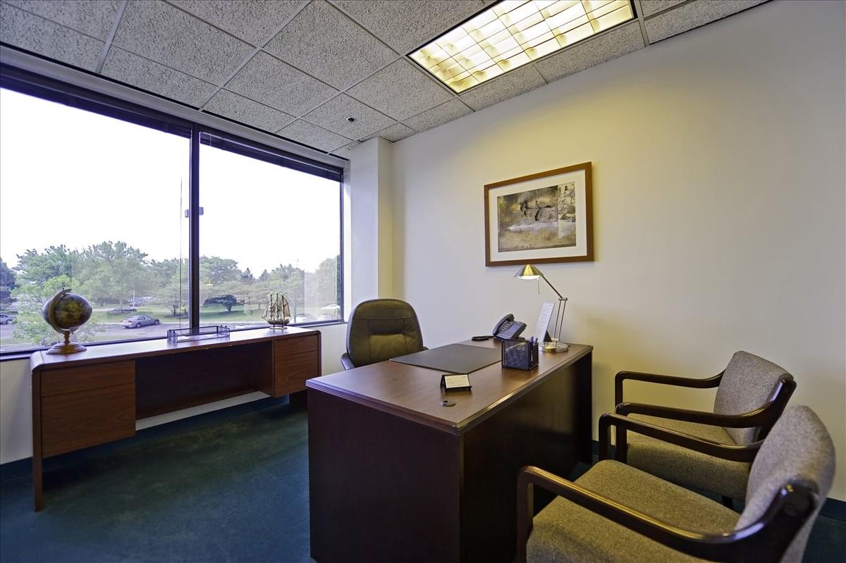 One Northbrook Place, 5 Revere Dr Office Space - Northbrook