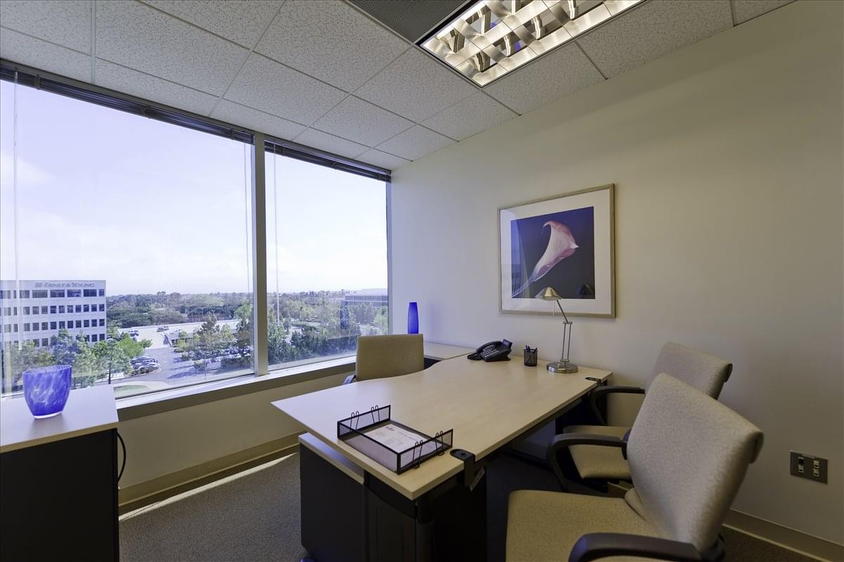 303 Twin Dolphin Drive Office Space - Redwood City