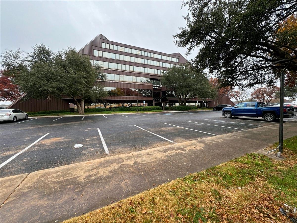 3223 South Loop 289, Suite 600, Pyramid Plaza Office Space - Lubbock