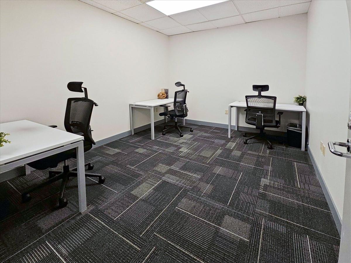 555 Andover Park West Office Space - Tukwila