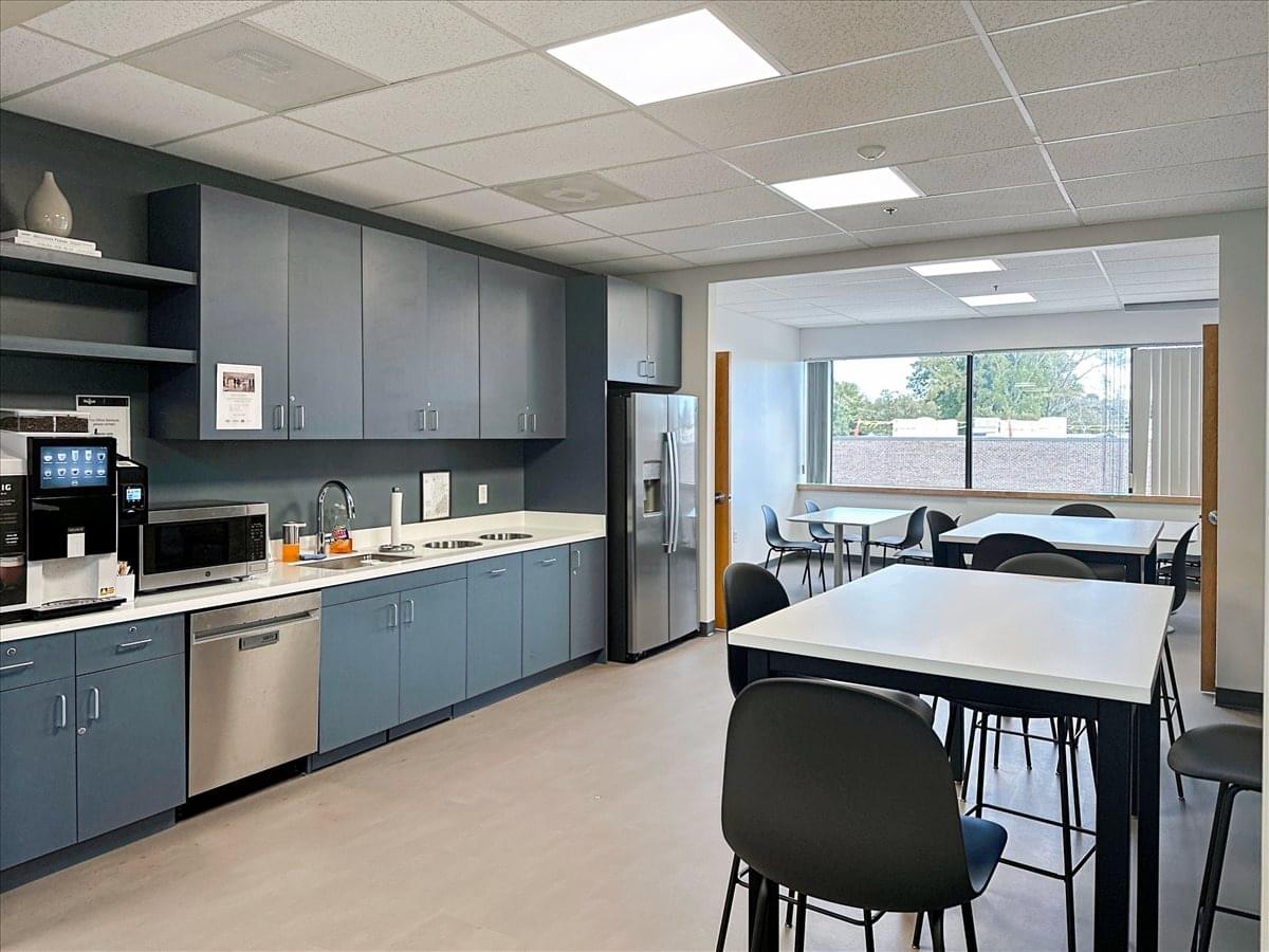 9 Centennial Drive Office Space - Beverly