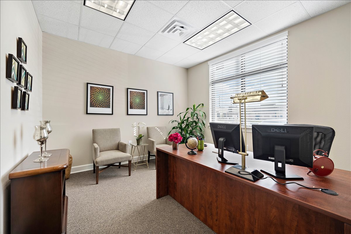 12440 Emily Court available for companies in Sugar Land